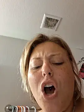 SpiderRose444 Live chatroom