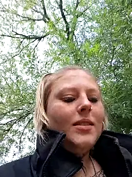 SpiderRose444 – live chatrum