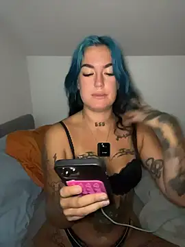 savana_xo's Live Chat Room