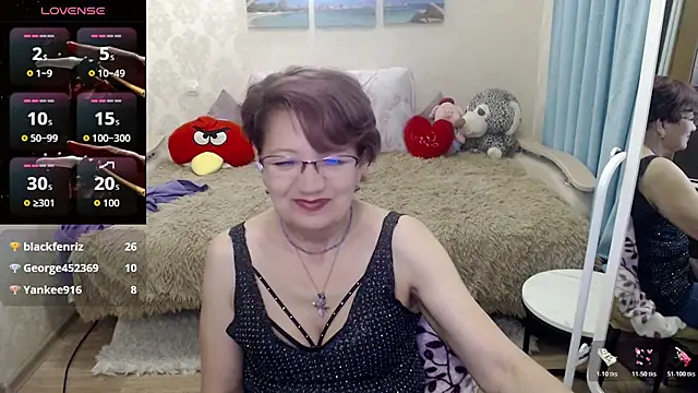 hot_woman04's Live Chat Room