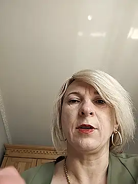 AhlyssaLove1155 – Naživo kamerová sex šou 