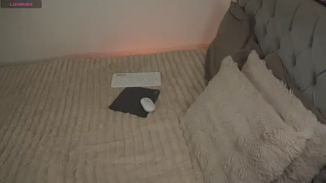 Moon_sweetx2 Live Chatraum