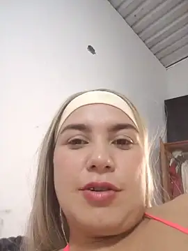 Živá chatovací místnost Charlott_smi