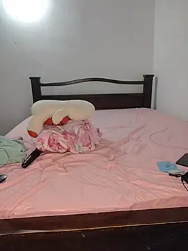 Sala de chat ao vivo de Charlott_smi