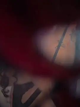 Chat soba uživo modela CurlyMilf_Vannexxxa