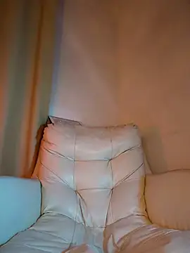 CurlyMilf_Vannexxxa Live Chatraum
