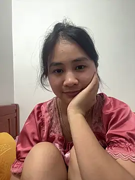 Sala de chat en directo de LittleSun_