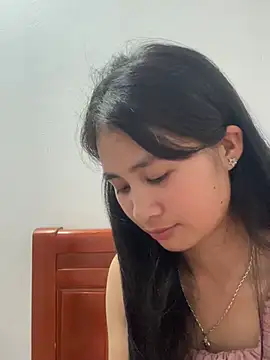 Živá chatovací místnost LittleSun_