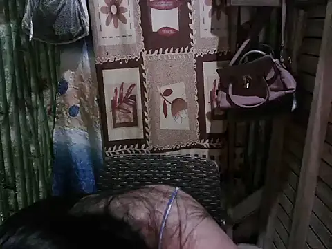 Hotty_babe23 Ruang Obrolan Langsung