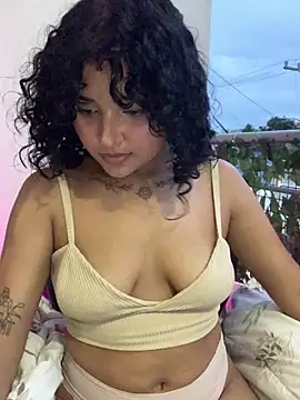 ladulcemary_'s Live Chat Room