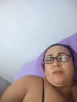 Nini_Love_'s Live Chat Room