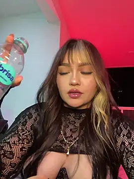 Daniela_ruizz 실시간 채팅방