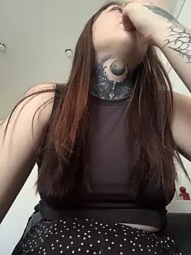 חדר צ'אט בשידור חי של FionaMurr