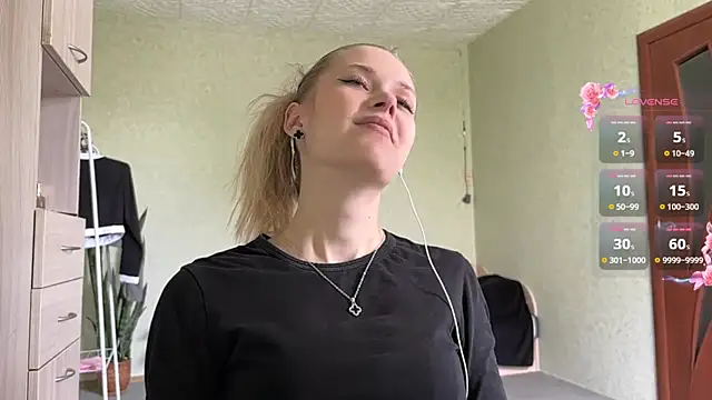 ZaidaSchwarten Cameră chat live