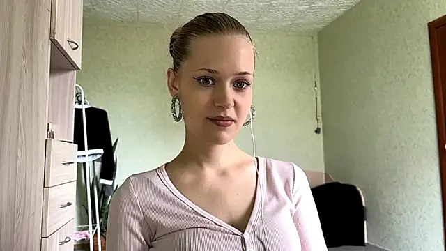 Sala de chat ao vivo de ZaidaSchwarten