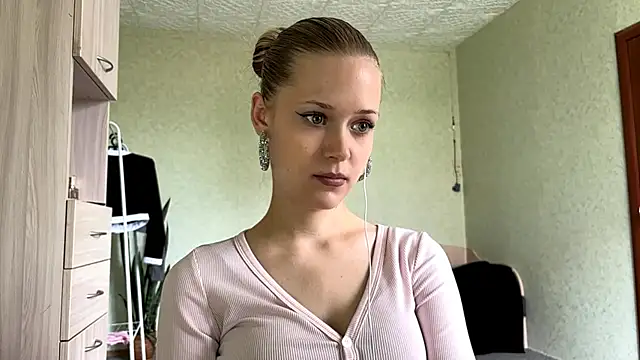 ZaidaSchwarten – live chatrum