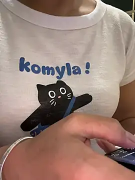 cmvoo Adlı Modelin Canlı Sohbet Odası