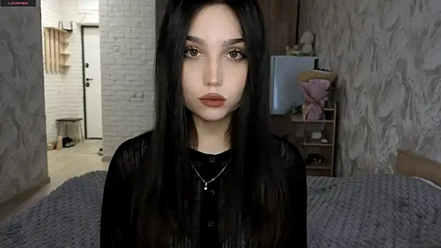 Qwami_Amie live-chat rom
