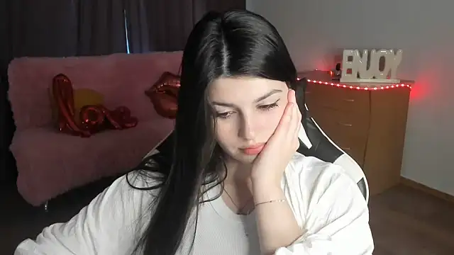 KisaModel's Live Chat Room
