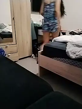 Juliemstoma Live Chatraum