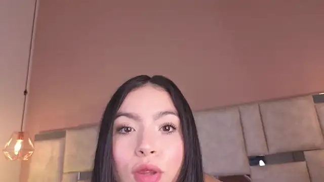 kylie_river чат на живо