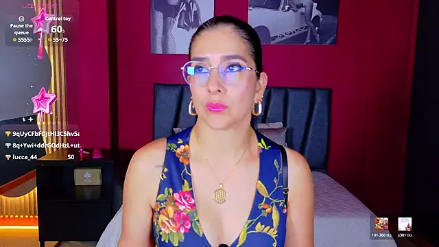 Sunny_River Adlı Modelin Canlı Sohbet Odası