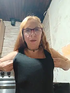 cari75 – Naživo chatovacia miestnosť