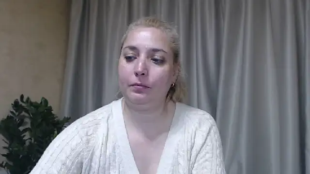 sweetpussy13 – live chatrum