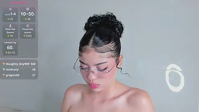 chloe_cortez чат на живо
