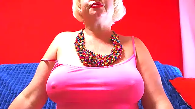 NaughtyMILF4UX – live chatrum
