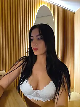 Sala de chat en directo de Princess_AliciaVellami