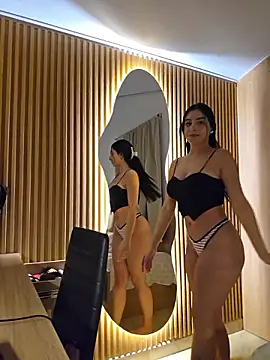 Princess_AliciaVellami Adlı Modelin Canlı Sohbet Odası