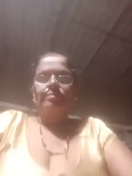 Pinki_rajak live-chat rom