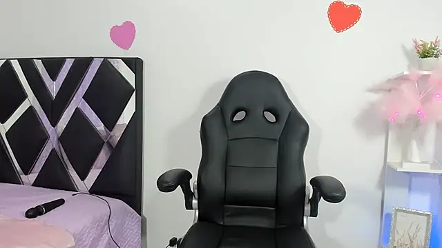 Annyeliz – live chatrum