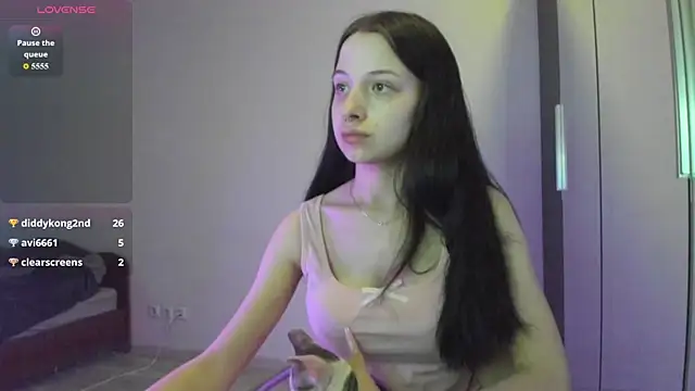 AlicePowells – Naživo XXX chat