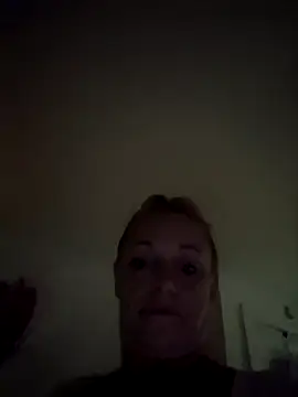 gailbee12 – Naživo chatovacia miestnosť