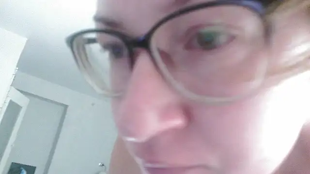 Alice_newhome's Live Chat Room