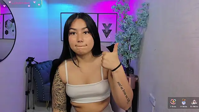 Carolina_cherry Adlı Modelin Canlı Sohbet Odası