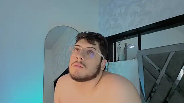 Chel_seth's Live Chat Room