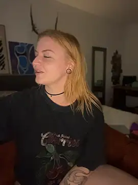חדר צ'אט בשידור חי של CherryyCheeks