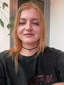 חדר צ'אט בשידור חי של CherryyCheeks