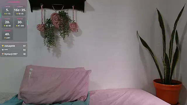 Karlinlive's Live Chat Room