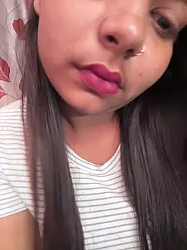 Himani_0122 élő chatszobája