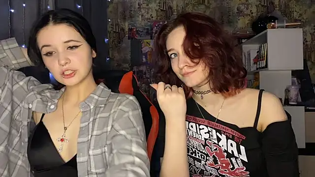 Pokój czatu na żywo – Absent_Fairy