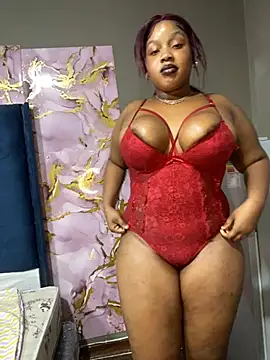 ห้องแชทสดของ THICKBARBIE32