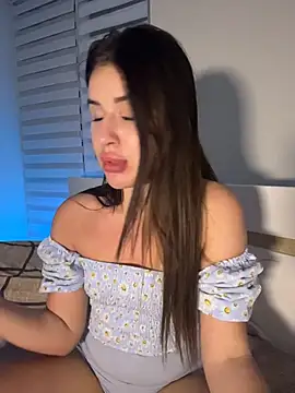 Онлайн чат Lira_Fayeee