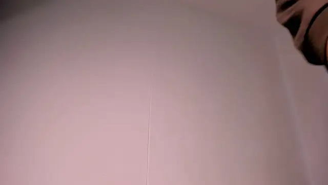 Chat soba uživo modela aria_monroee