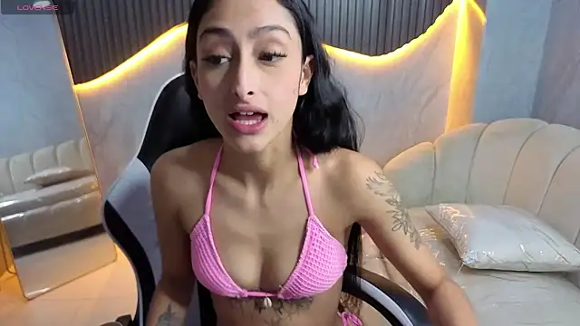 غرفة دردشة Tifany_Tx المباشرة