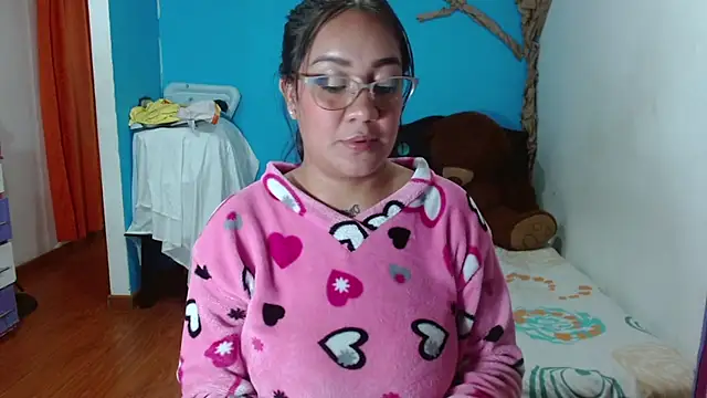 Andrea_deepsloppy's Live Chat Room