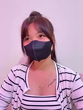 Sala de chat en directo de ___KARA___